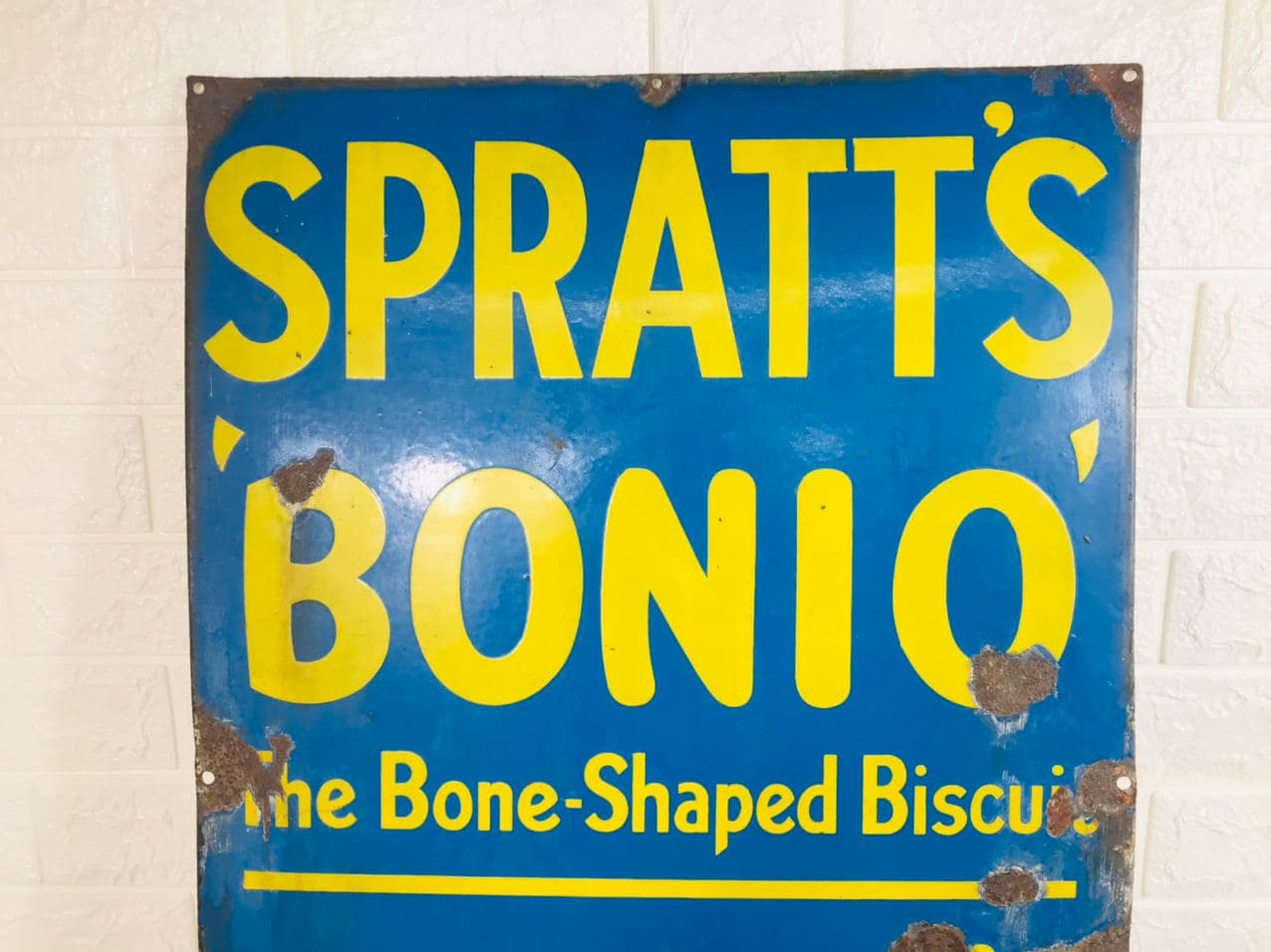 126520 original enamel sign spratt's bonio dog biscuits 2