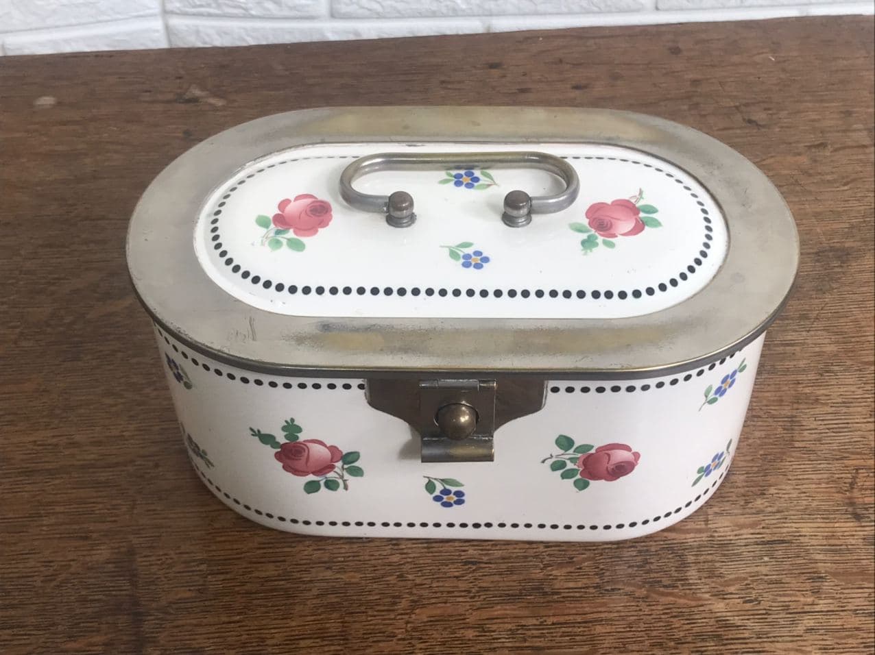 311820 WMF antique lidded caddy, biscuit box rose design casket 5