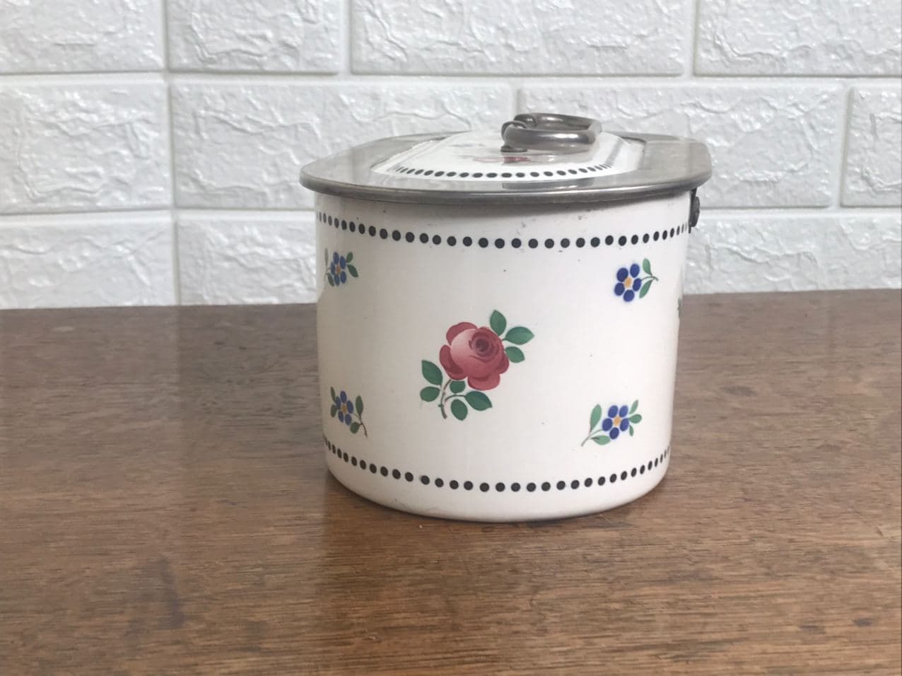 311820 WMF antique lidded caddy, biscuit box rose design casket 6