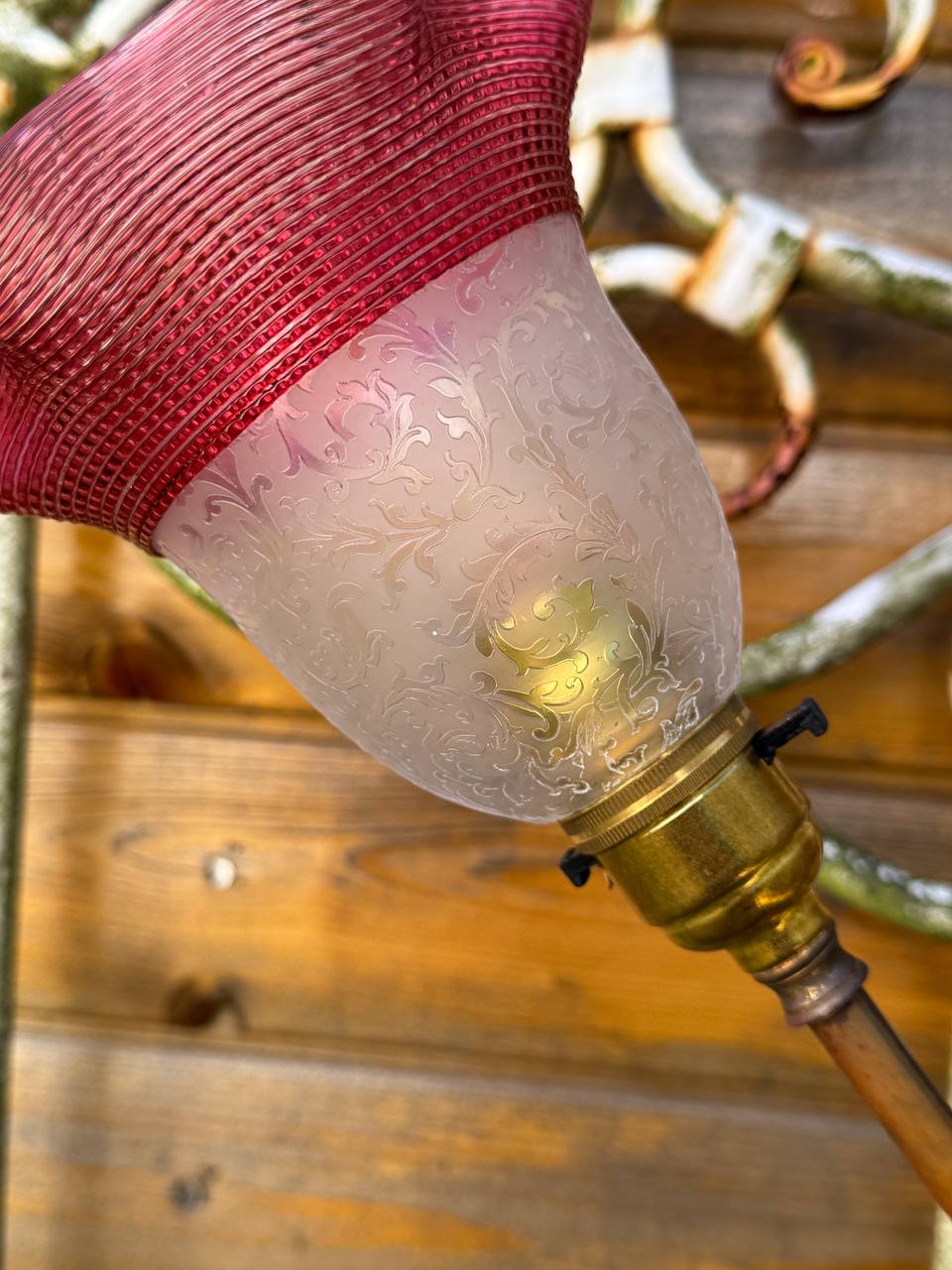 1010325 Antique Articulated Brass Pullmans Table Lamp 3
